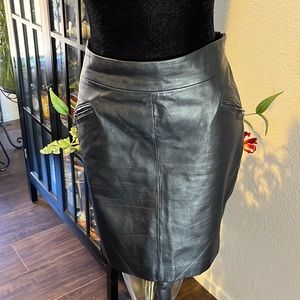 Attention lamb Leather  skirt, size 14 beautiful